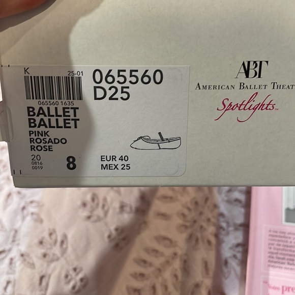 BRAND NEW BALLET FLATS - Picture 4 of 4